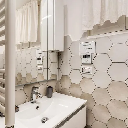 Costaguti 36 Apartamento