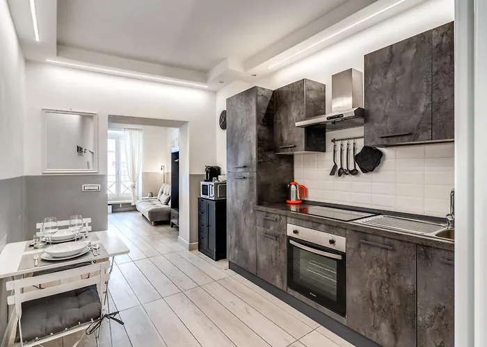 Costaguti 36 * ローマ